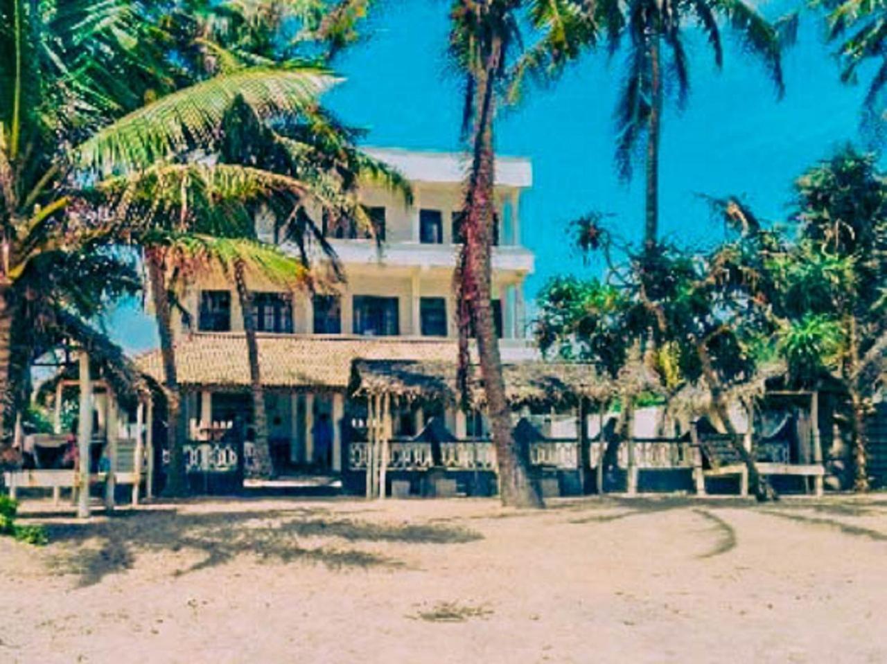 Jasmine Garden Beach Guest House Хикадува Екстериор снимка