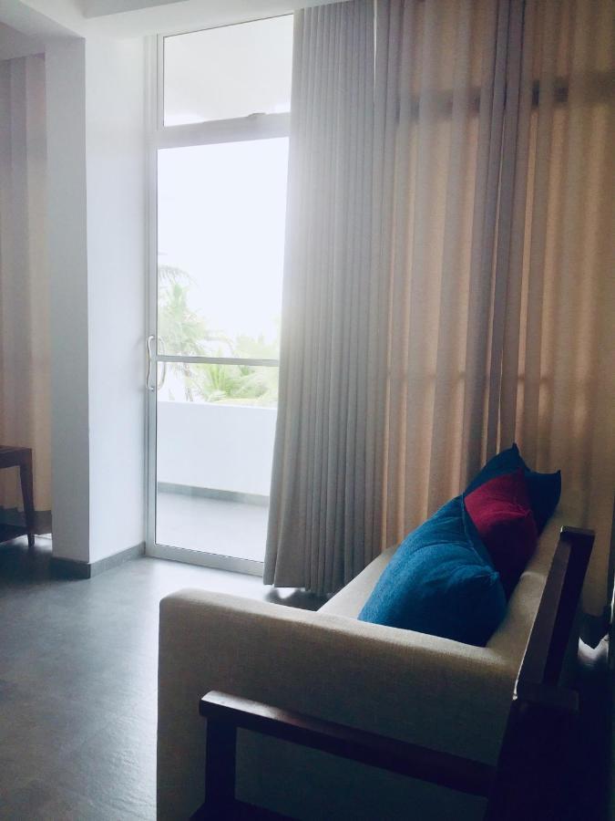 Jasmine Garden Beach Guest House Хикадува Екстериор снимка