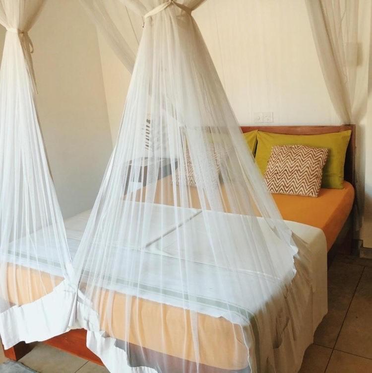 Jasmine Garden Beach Guest House Хикадува Екстериор снимка